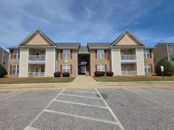 1324 Kershaw Loop APT 206, Fayetteville, NC 28314