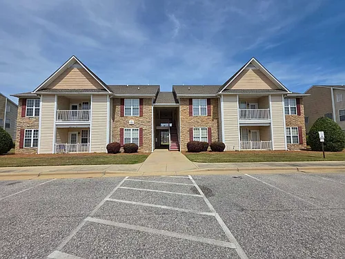1324 Kershaw Loop #206 Photo 1