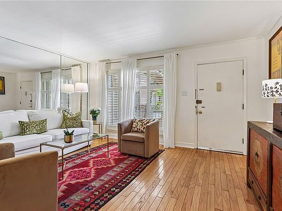 4th image of 4007 Saint Charles Ave APT 221