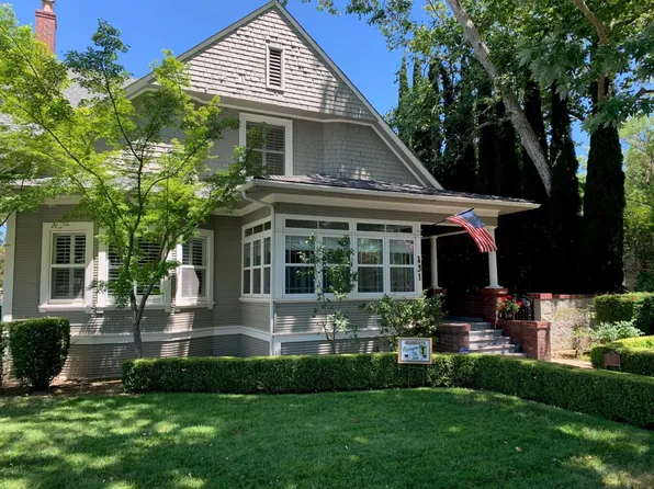 431 W Elm St, Lodi, CA 95240