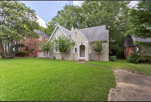 2405 College St Photo 1