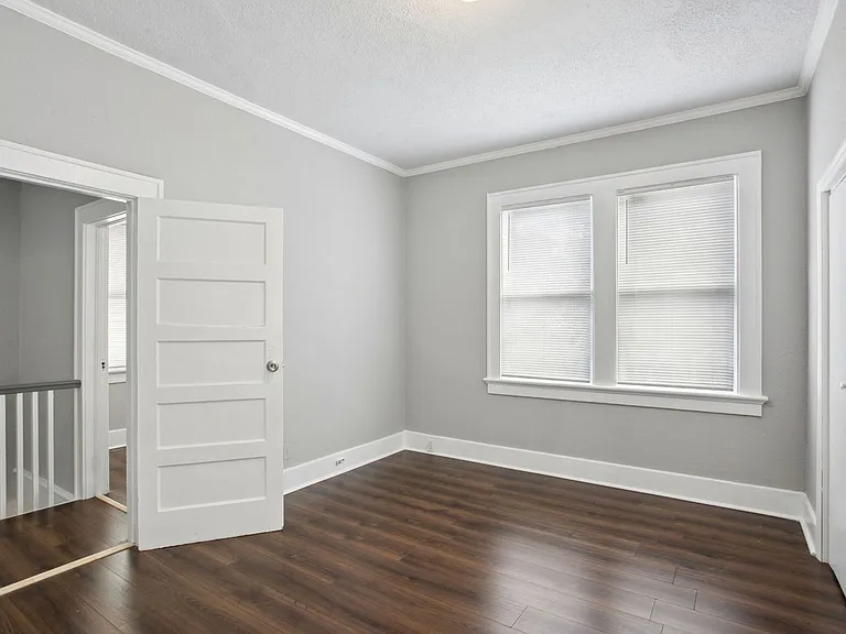815 E Bolton St — Photo 18