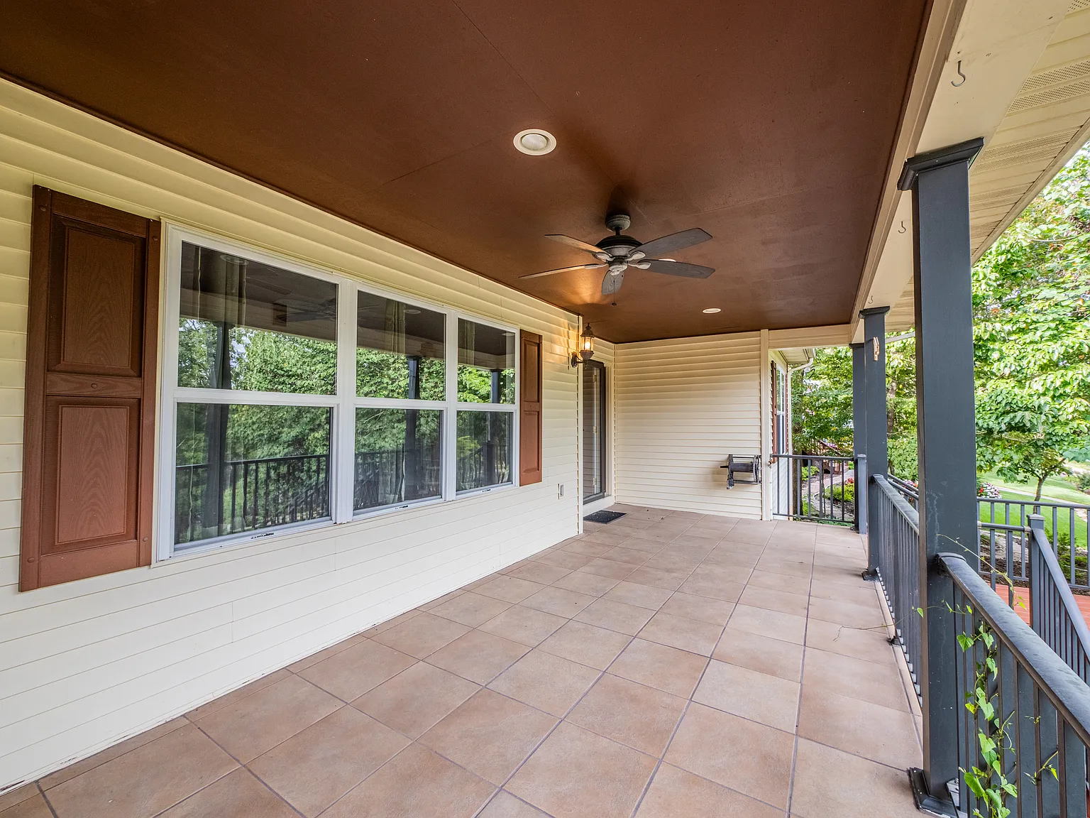 3 bed, 1620 sqft, $2,400 — Photo 4