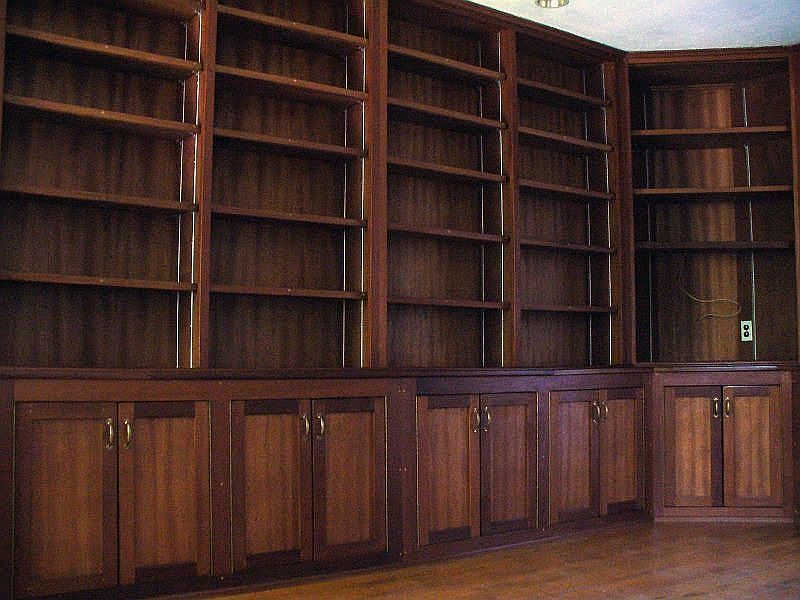 Detal - Library