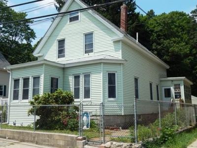 27 Arnold St, Methuen, MA, 01844