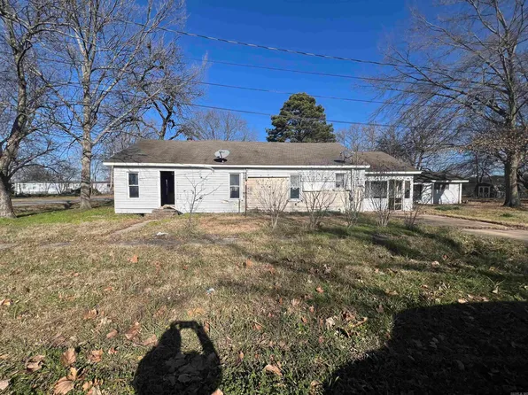 107 Ulysses St, Humphrey, AR 72073