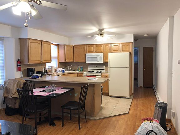 2nd image of 301 Jules Dr