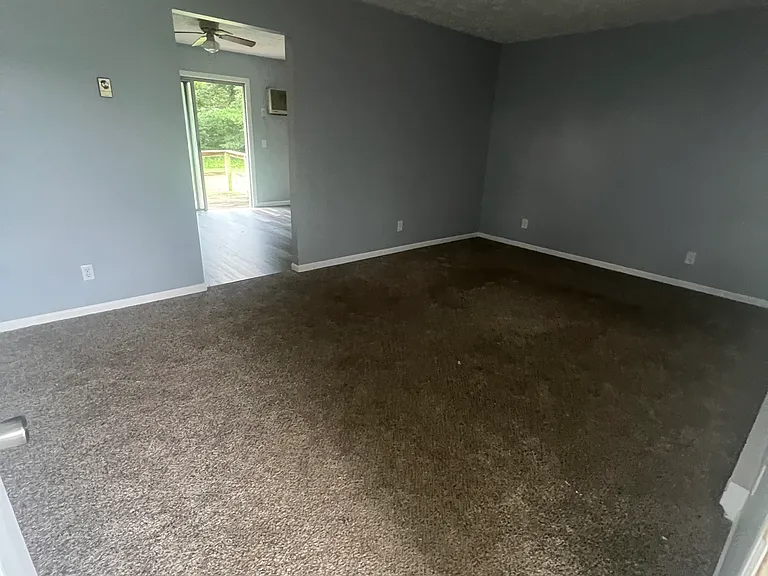 1320 Richvale Rd — Photo 3