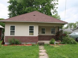 902 S Main St, Centerville, IA 52544