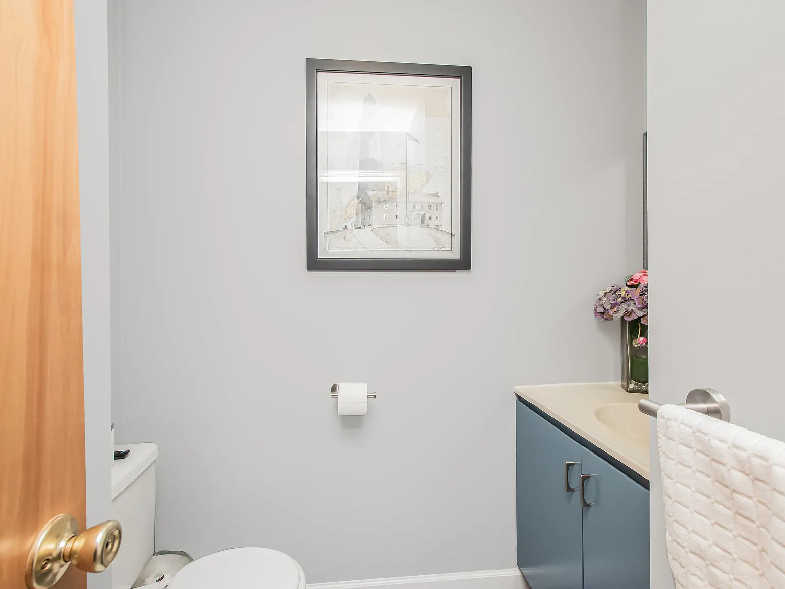 1 bed, 1.5 bath, 1452 sqft, $3,700 — Photo 4