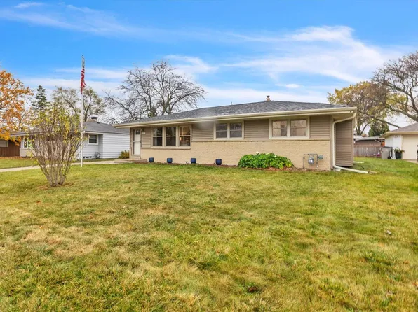 5717 South Madeline AVENUE, Milwaukee, WI 53221