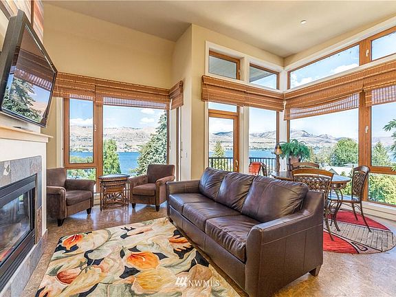 2nd image of 2220 W Woodin Ave #412