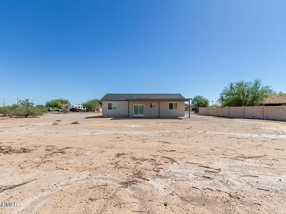 5th image of 4030 N PALM Circle
