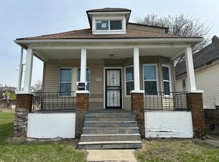 13624 Justine St, Hamtramck, MI 48212