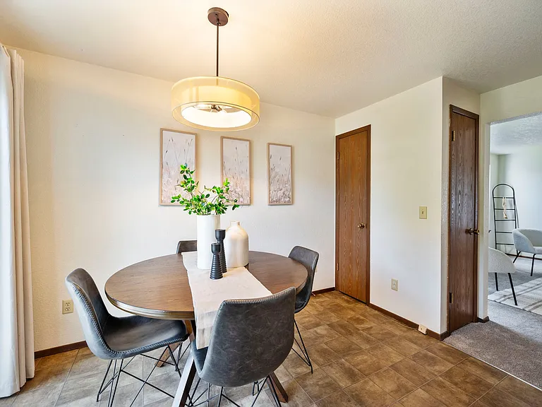 2550 S Gourley Pl — Photo 5