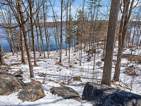 4th image of 606 Whites Point Rd
