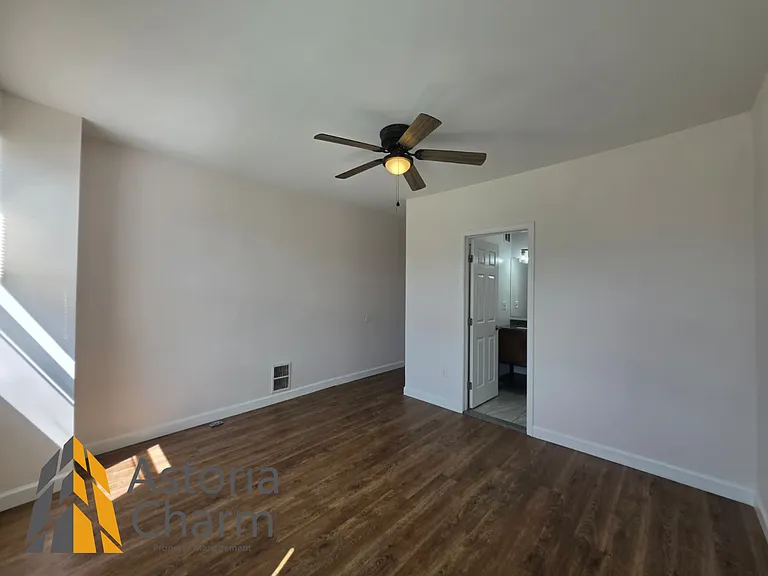 905 N Patterson Park Ave — Photo 25