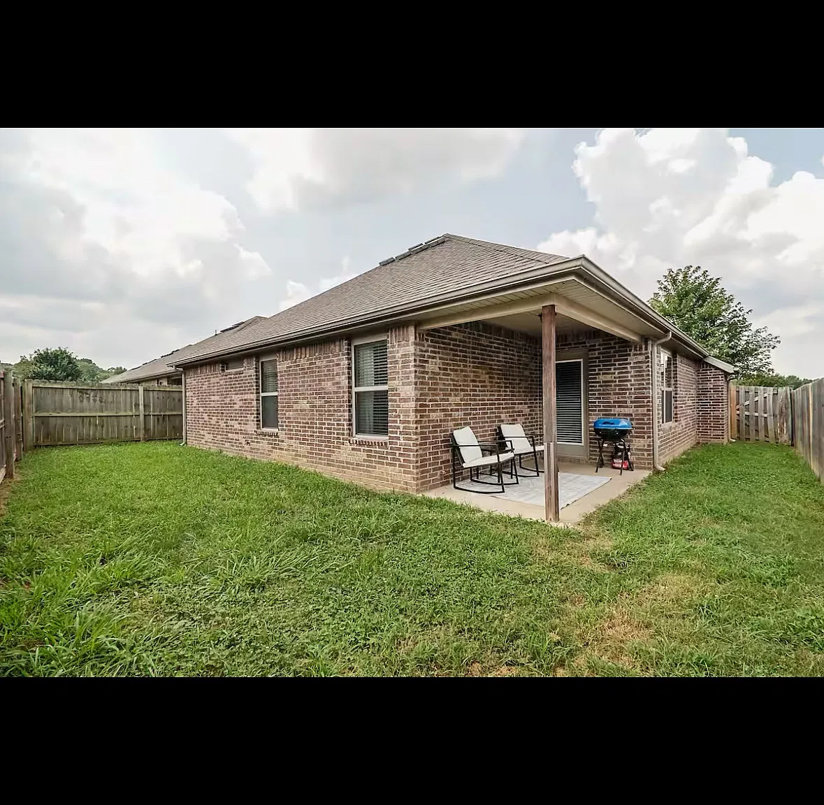 3 bed, 1350 sqft, $2,495 — Photo 4