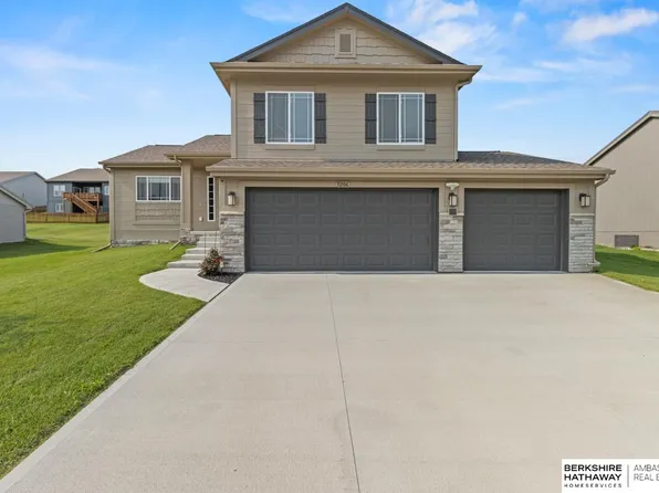 5206 Helwig Ave, Papillion, NE 68133