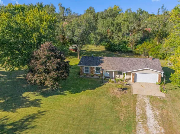 9227 S Terry Rd, Mapleton, IL 61547