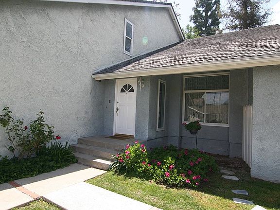 3rd image of 23118 Berdon St