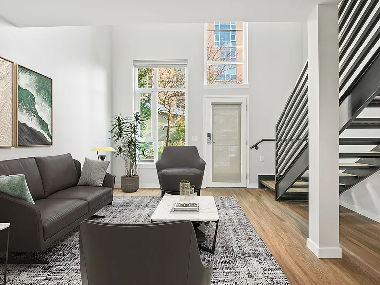 Asa Flats and Lofts — Photo 8