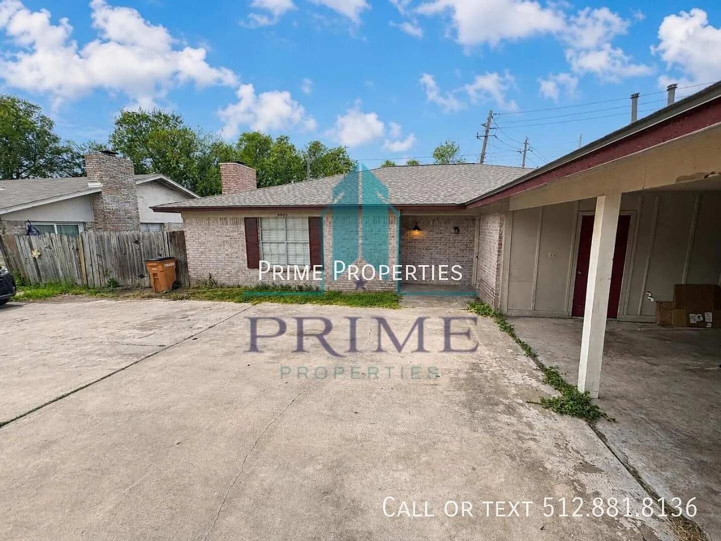 Charming North Austin duplex offering comfort — Photo 2