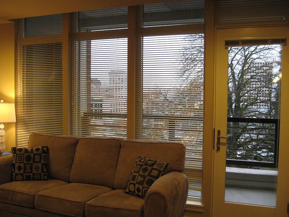 1st image of 1142 Fawcett Ave #301