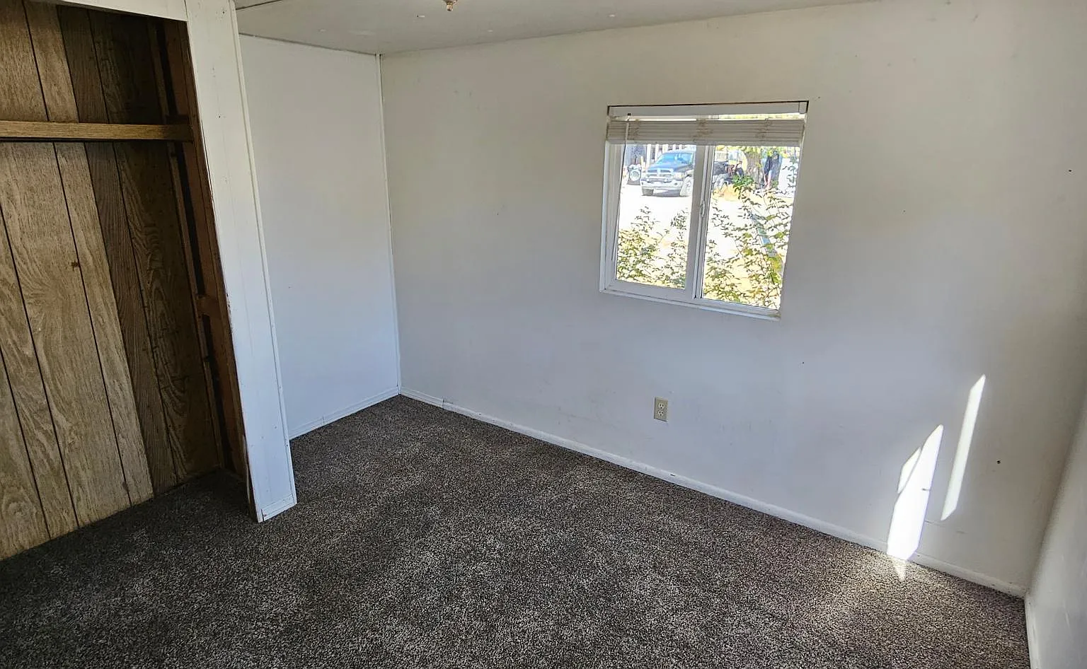 2 bed, 900 sqft, $900 — Photo 3