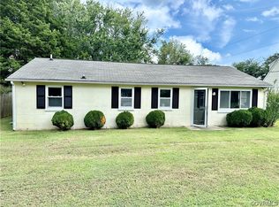 195 Creekshore Dr, Deltaville, VA 23043