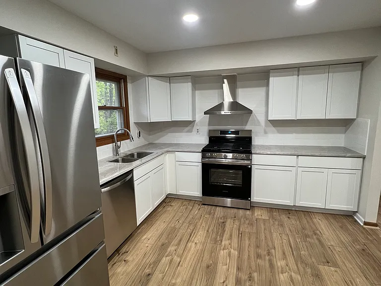 8335 Shepard Rd — Photo 8