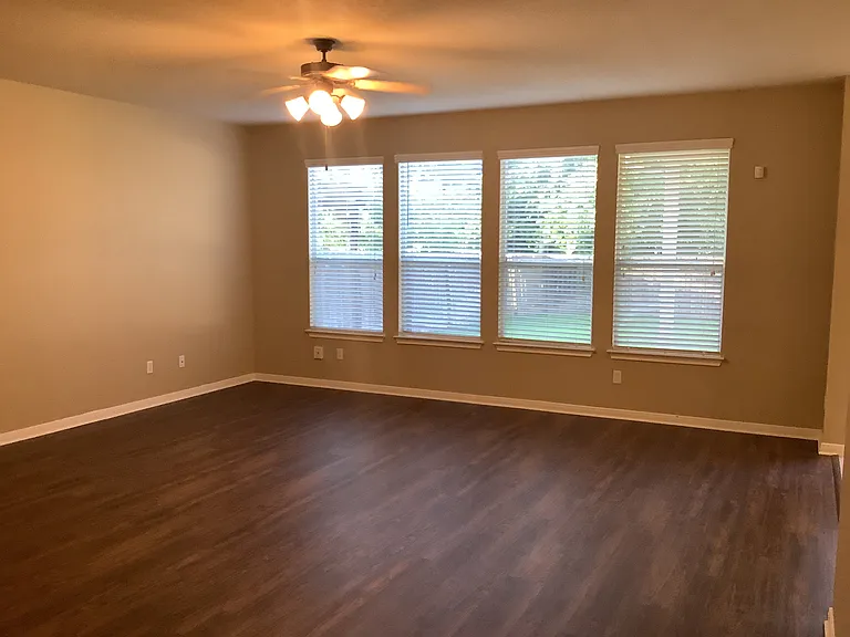 3800 Veiled Falls Dr — Photo 7