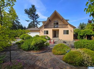 612 Vista Del Mar Dr, Sequim, WA 98382