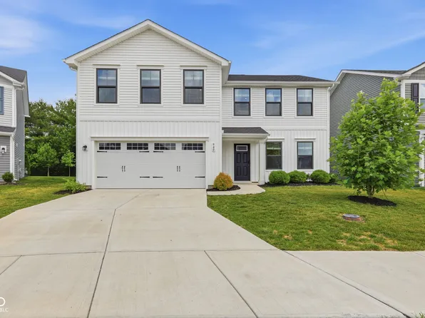 940 Red Hills Ct, Lebanon, IN 46052