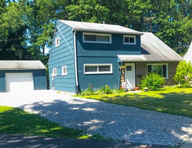 2618 Owaisa Rd, Cuyahoga Falls, OH, 44221