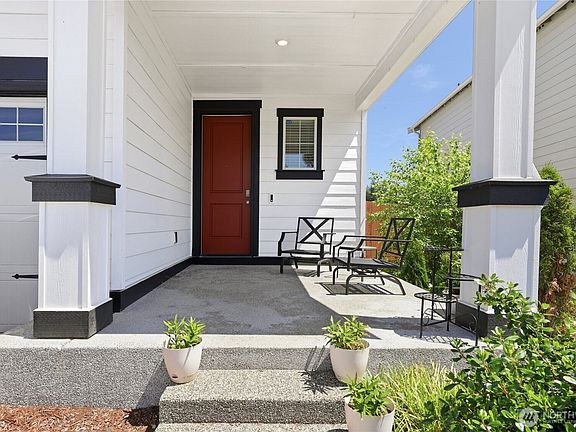 3rd image of 6061 Addison Road SW