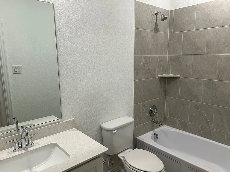 2513 Birchcrest Dr — Photo 25