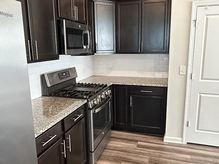 103 Bedivere Ln — Photo 4
