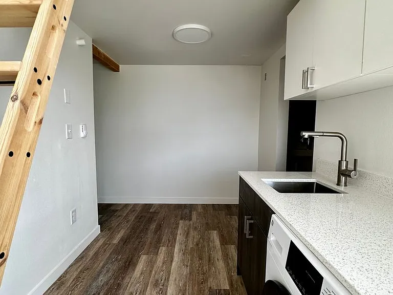 Bode Luna Park - 6 weeks Free & $99 Security Deposit OAC — Photo 45