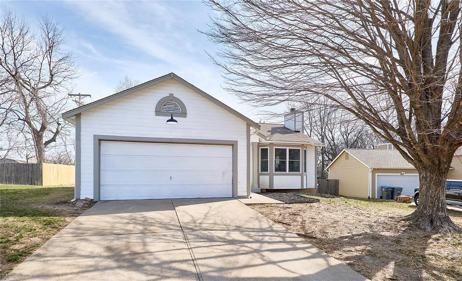 828 S Valleywind Ct photo 1
