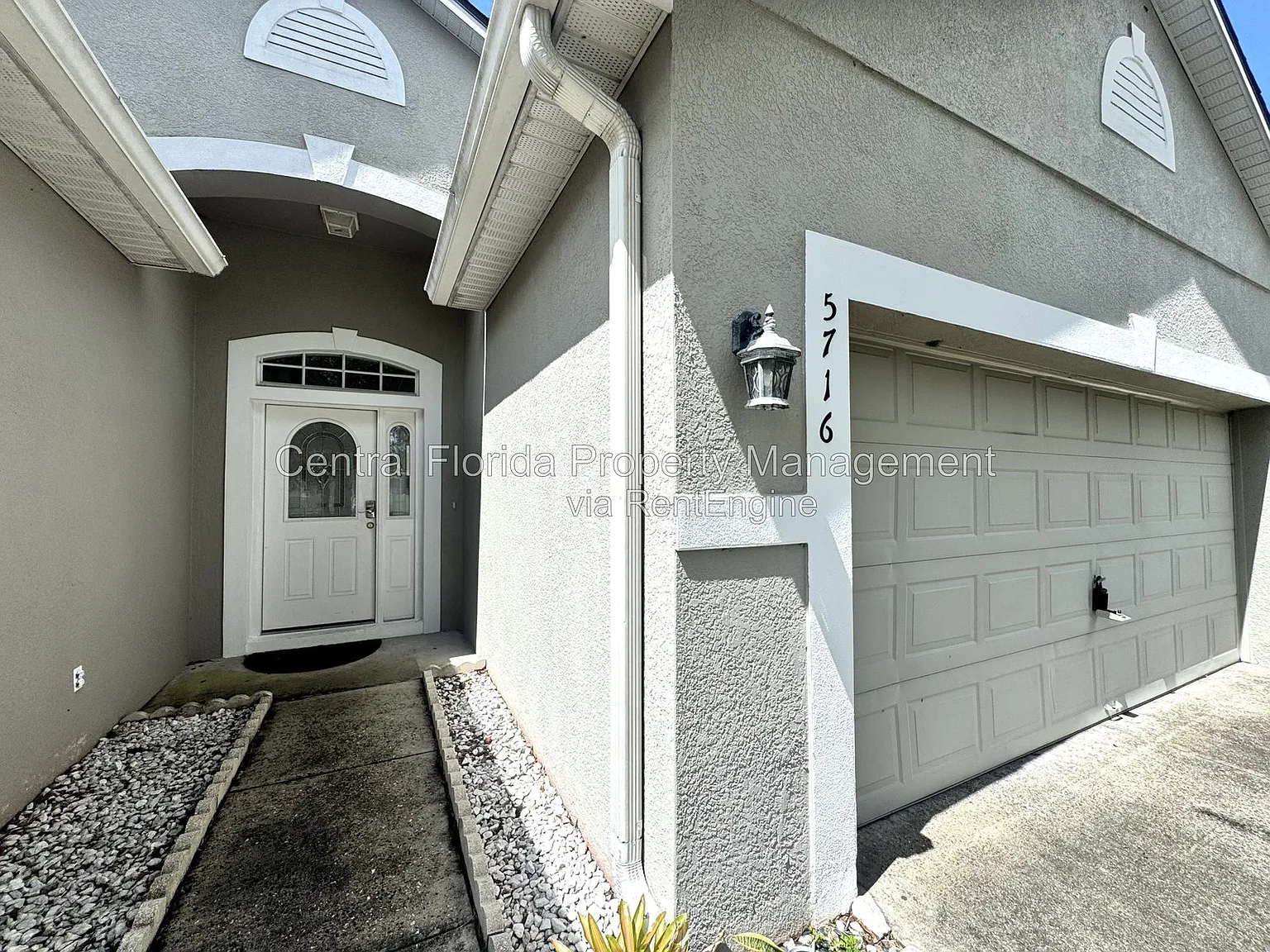 3 bed, 2.0 bath, 1509 sqft, $2,399 — Photo 2