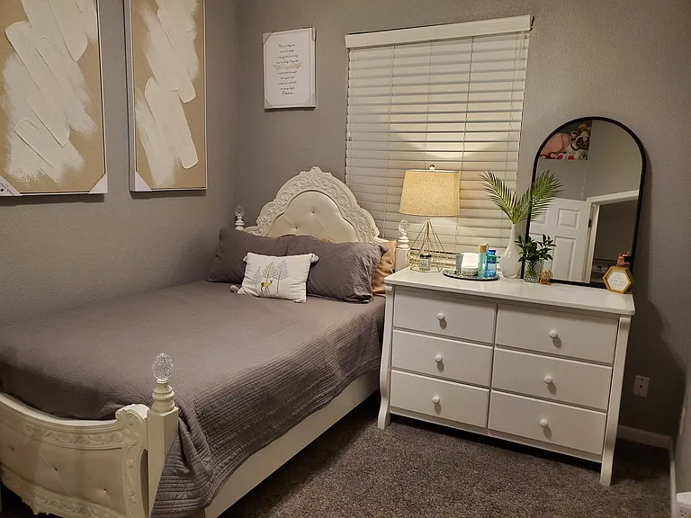 8008 Bridgeburn Ct — Photo 33