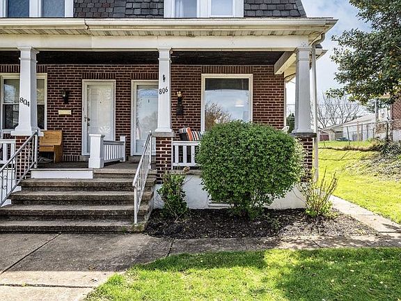 2nd image of 806 N Wyomissing Blvd