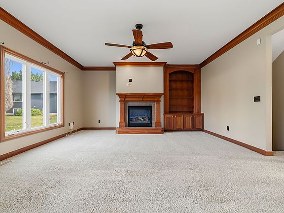4th image of 5447 SE 27th St