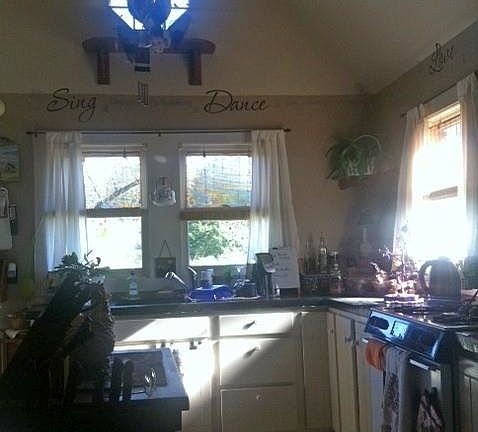 2nd image of 130 Charles Eaves Ln