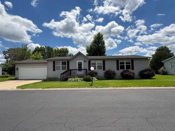 127 Cardinal Ln, Sandwich, IL 60548