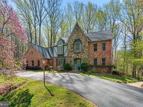 200 Ashcroft Ct, Ashton, MD 20861