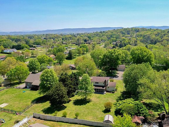 2nd image of 2817 Pleasant View Ave