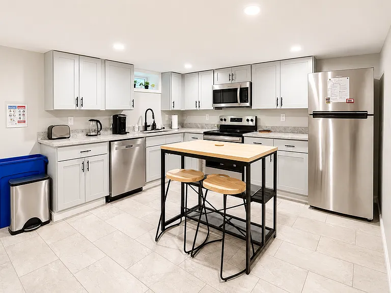 105 Funston Ave #B — Photo 11