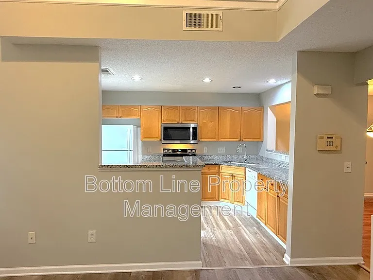 9419 Elizabeth Townes Ln — Photo 7